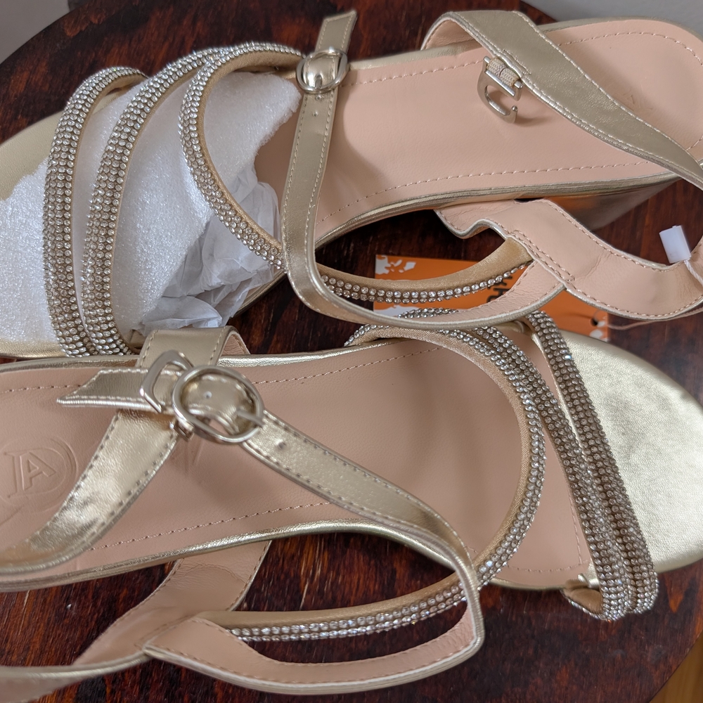 Elegant Gold Strappy Sandals - NWT